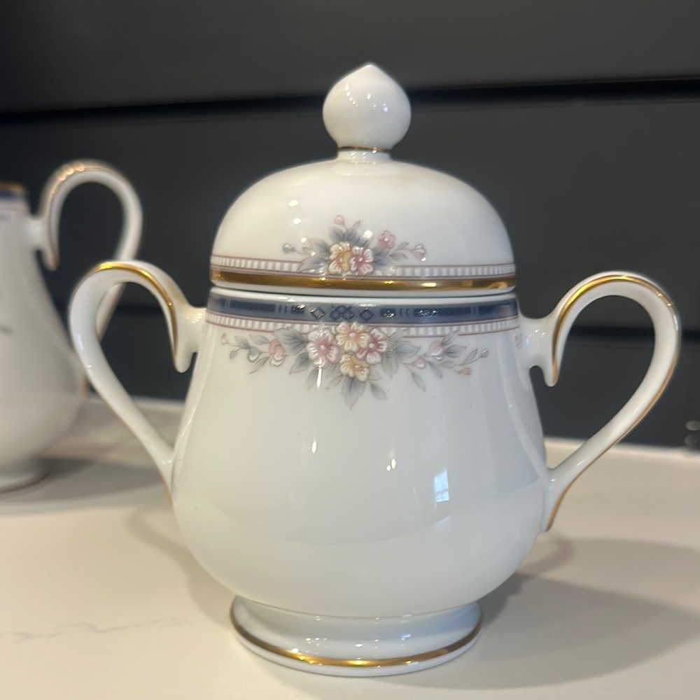 Vintage Noritake Ontario Creamer and Sugar Set - Picture 2 of 9